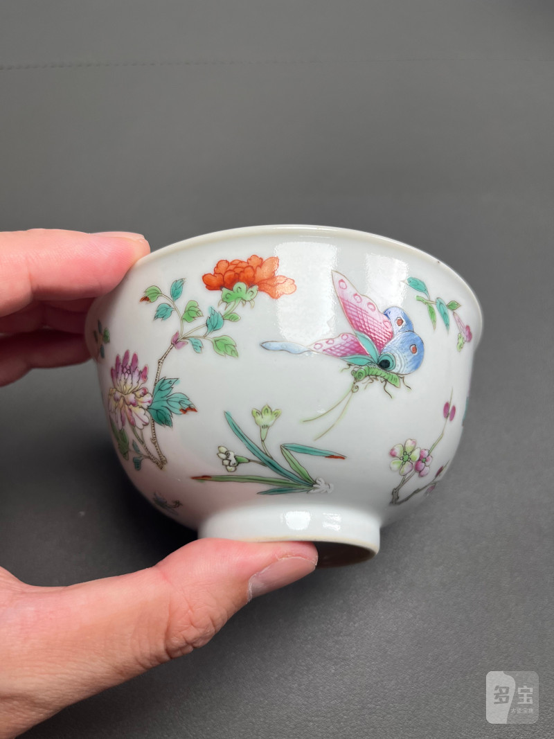 清道光  粉彩百蝶花卉纹碗 - 图7